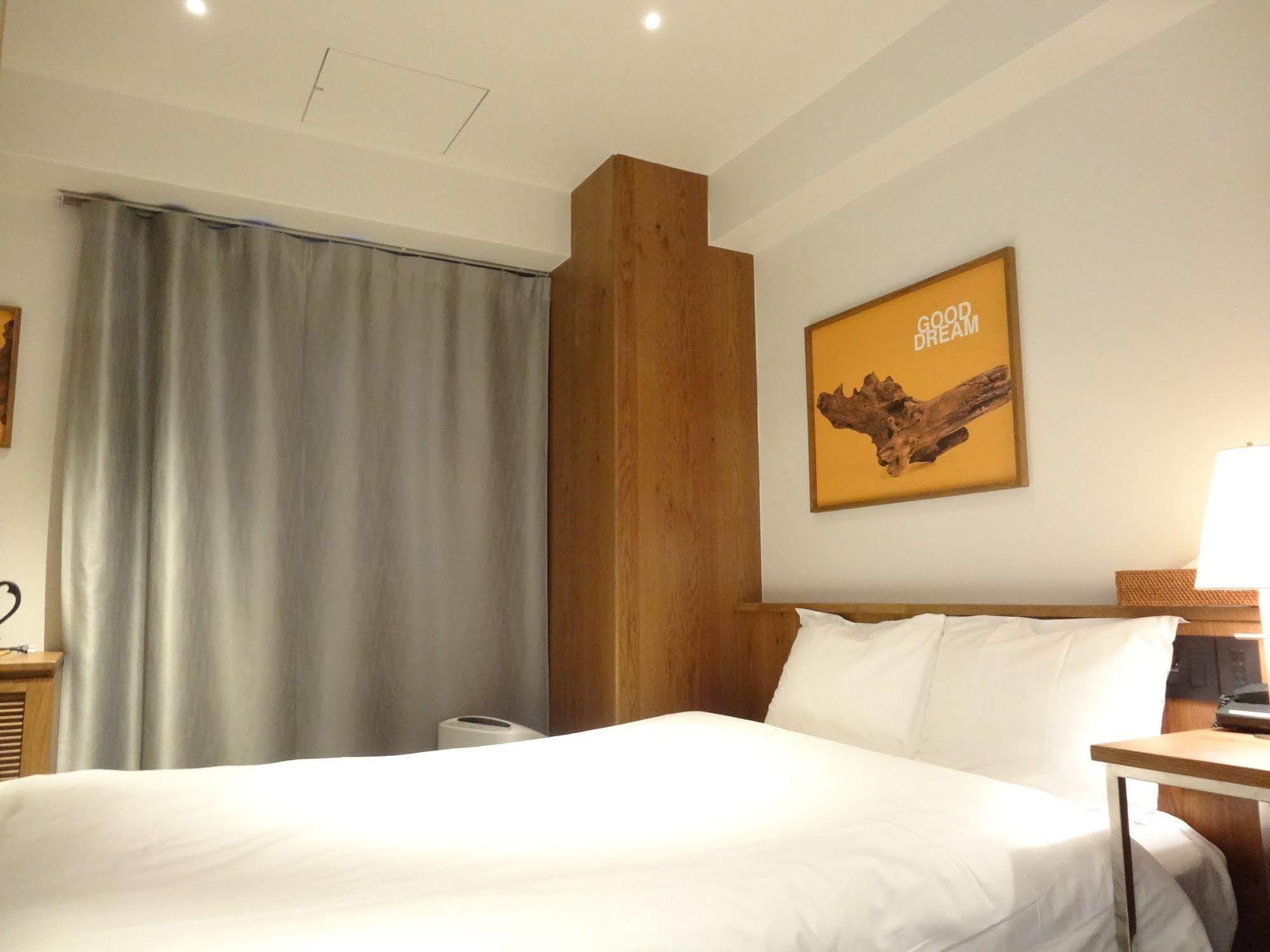 The Wall Hotel Osaka Luaran gambar